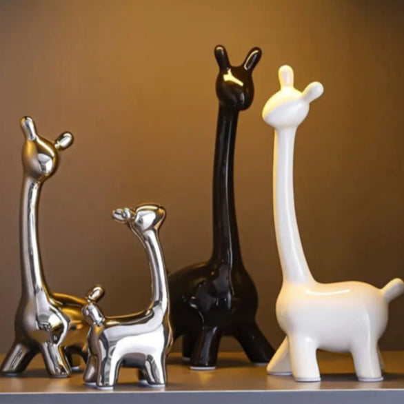4 Dekorativne figurice "Elegant Giraffes"